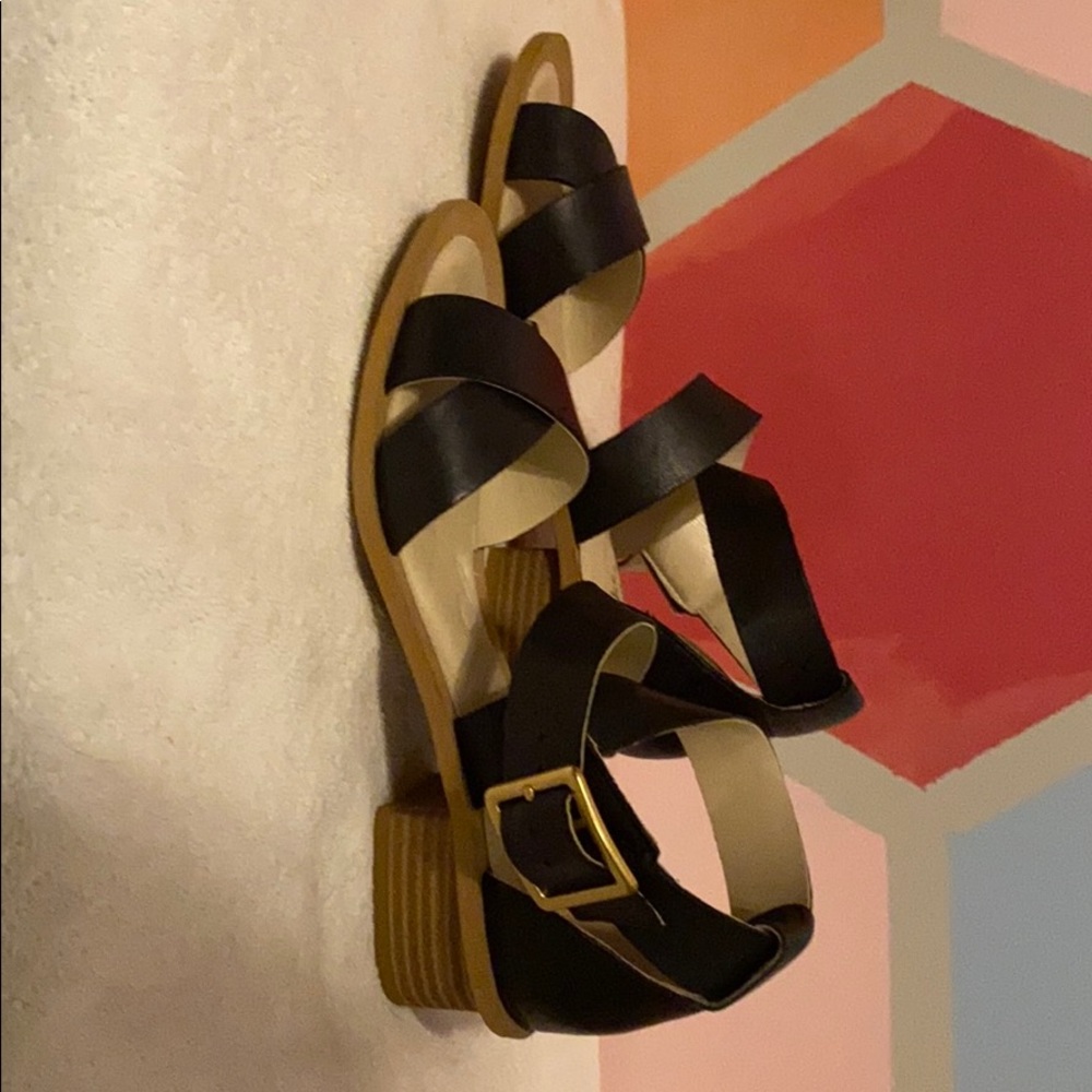 Clark sandles - Picture 3 of 6